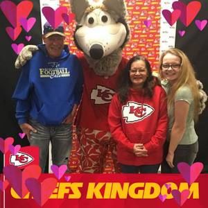 Meet your Posher, Lori